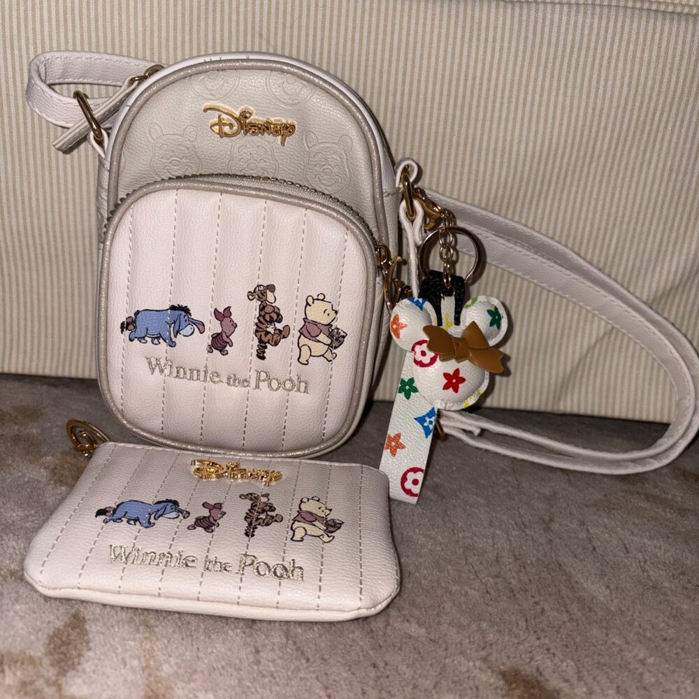 Disney Primark Winnie The Pooh & Friends Crossbody Bag Cell Phone Purse & Pouch
